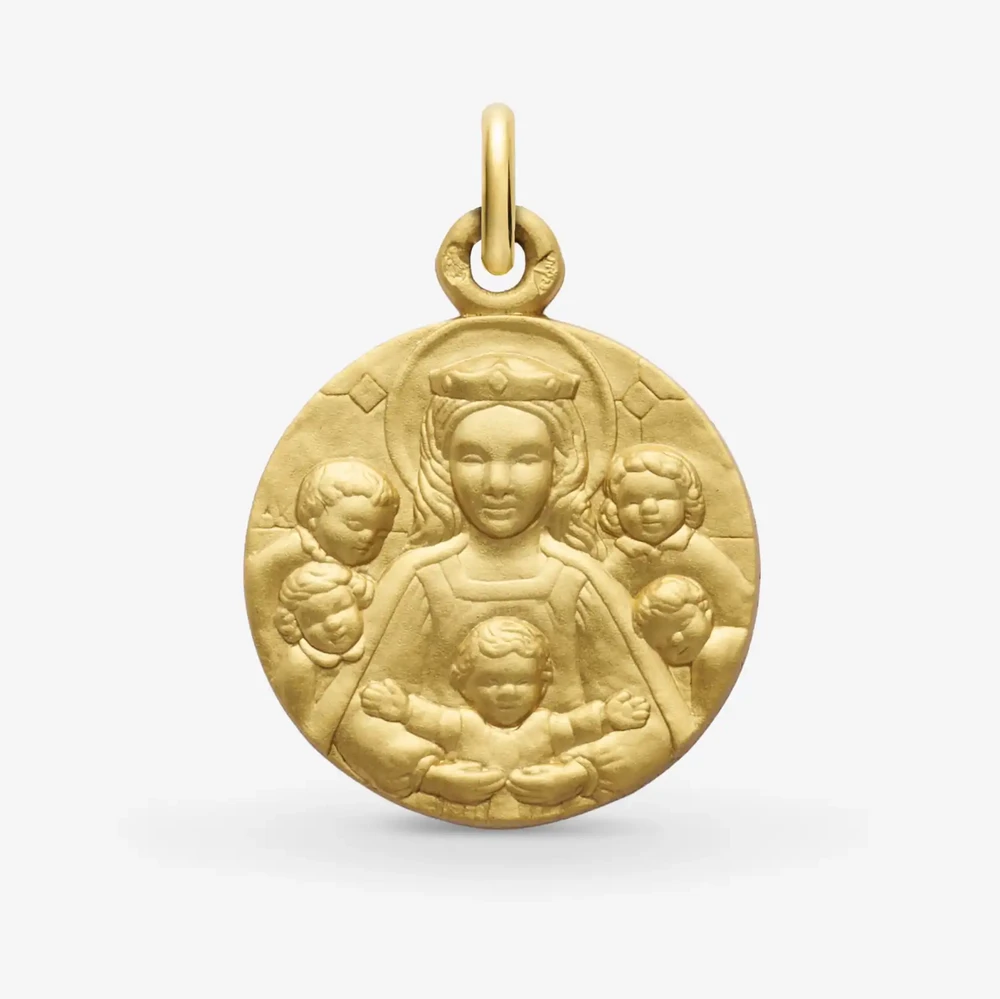Photo de Médaille notre dame de la famille - or jaune 18 carats