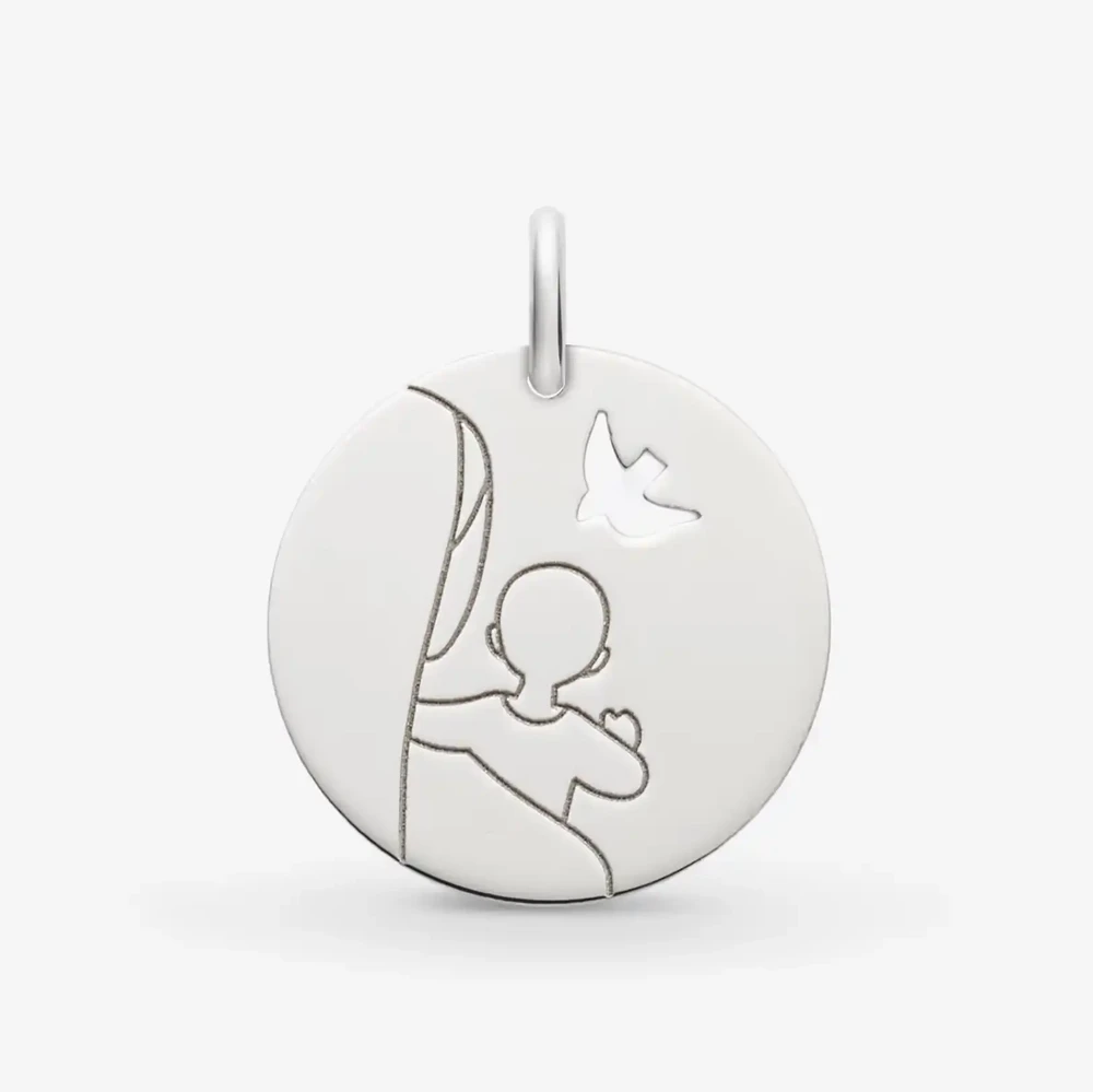 Photo de Médaille vierge d'espérance - or blanc 18 carats