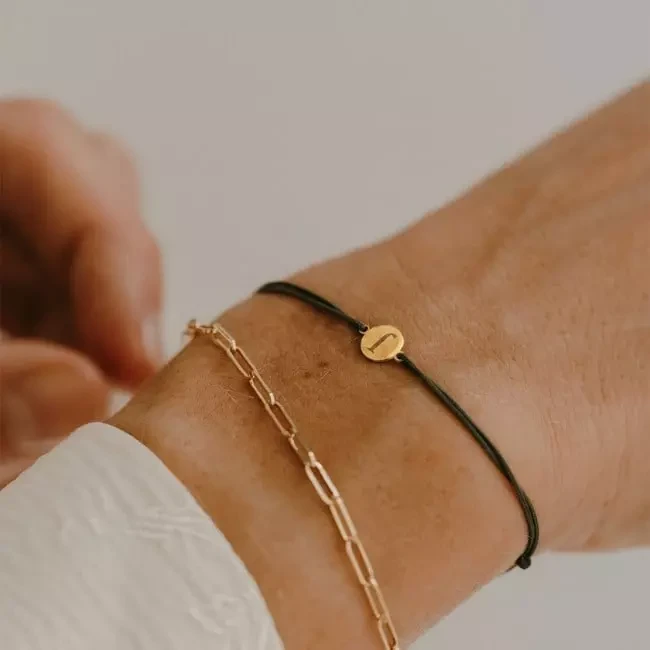 Photo de Bracelet cordon Lily à personnaliser - or jaune 18 carats